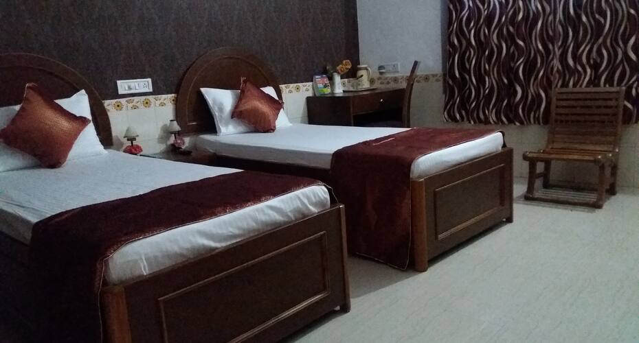 TG Stays Panch Koshi Road, Varanasi 5